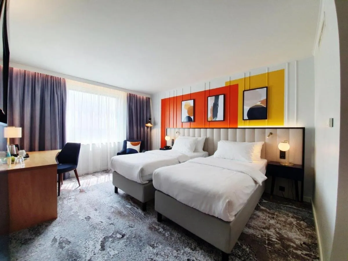 Voco Dusseldorf Seestern, An Ihg Hotel
